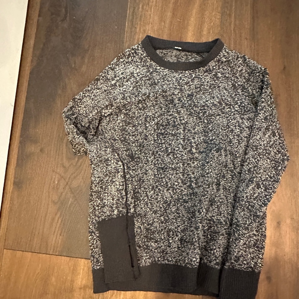 lululemon athletica Black and Gray Long Sleeve Top